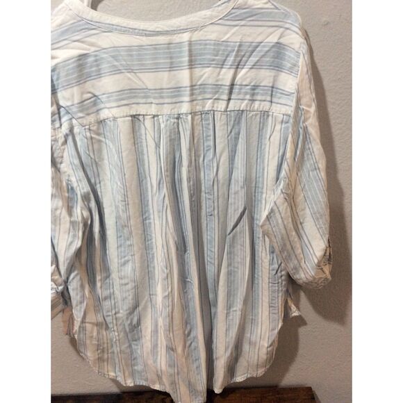 Torrid Plus size 1 blue striped V neck 3/4 sleeve womens shirt blouse tunic - Picture 3 of 5